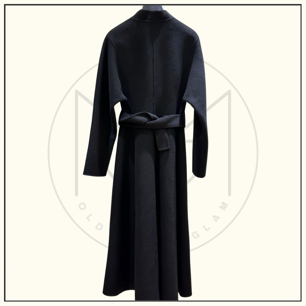 WOOL COLLARLESS COAT
