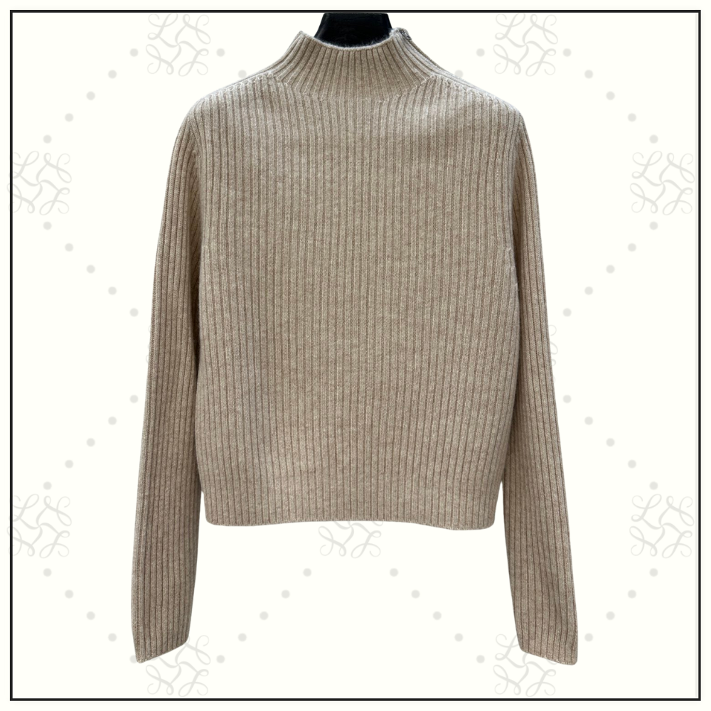 CASHMERE SWEATER