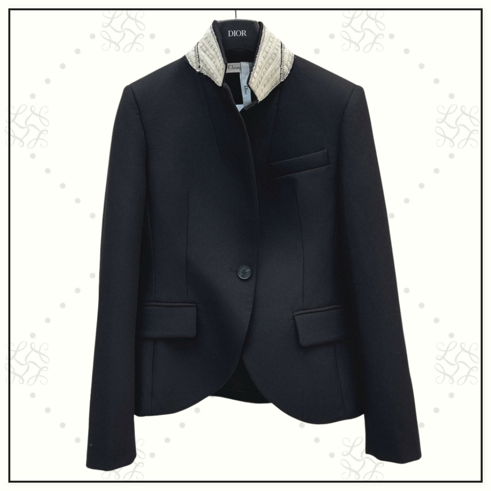 VIRGIN WOOL FITTED JACKET