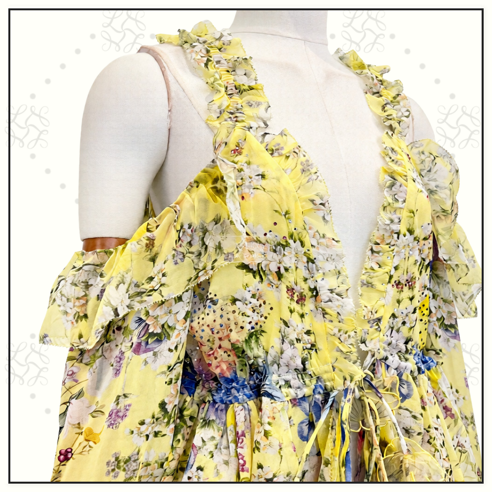 COLD SHOULDER RUFFLE TOP & CORSET SHORT