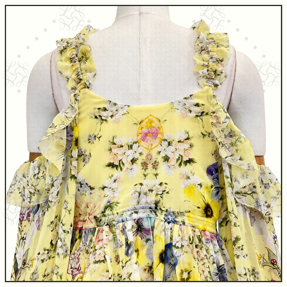 COLD SHOULDER RUFFLE TOP & CORSET SHORT