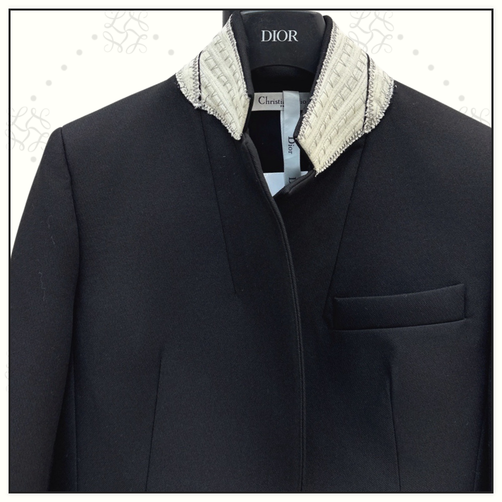 VIRGIN WOOL FITTED JACKET
