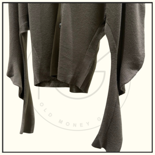 TWISTED SLEEVE CARDIGAN
