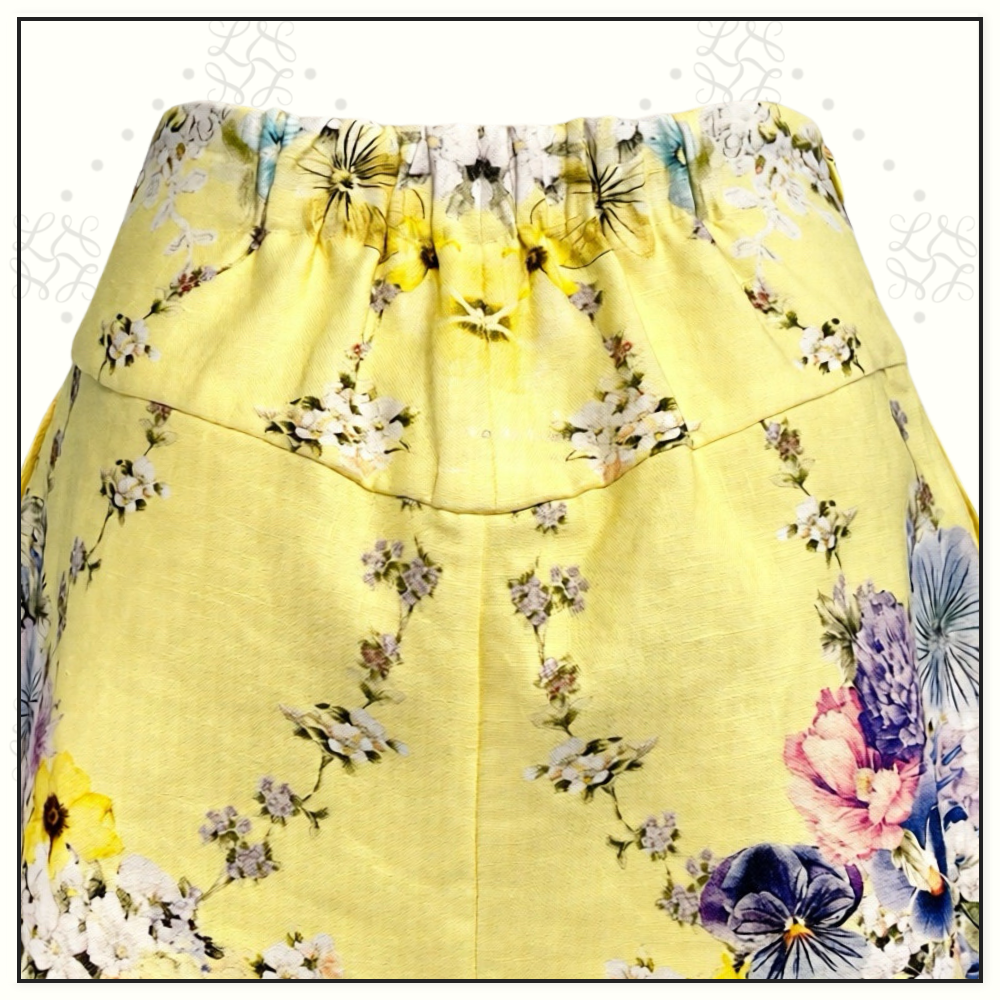 COLD SHOULDER RUFFLE TOP & CORSET SHORT