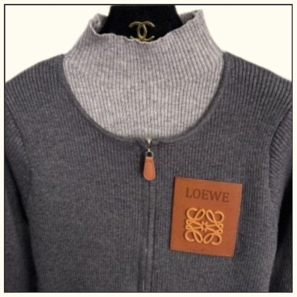 HALF ZIP TURTLENECK
