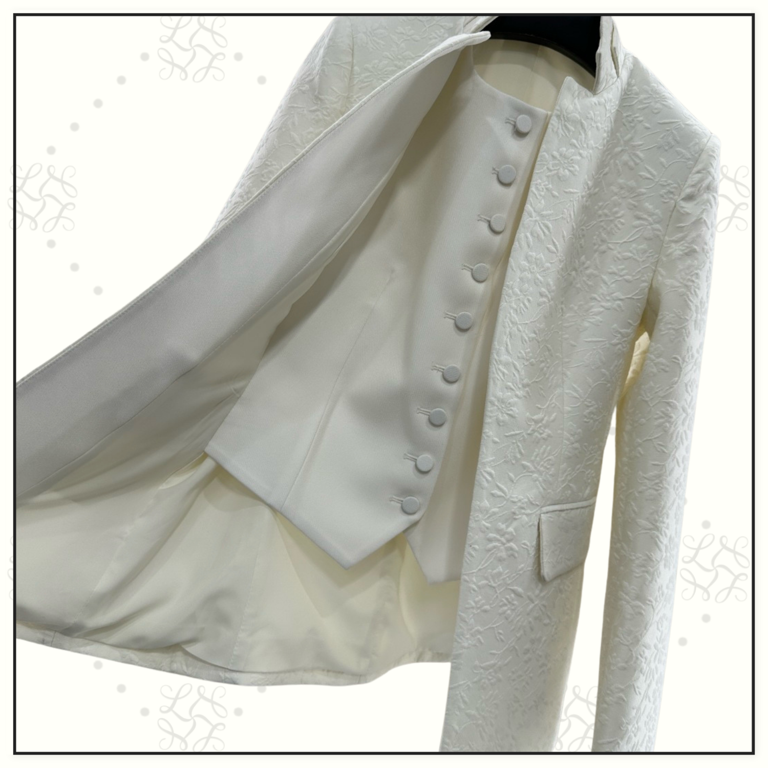 TAILORED JACQUARD BLAZER WITH WAISTCOAT  & TROUSERS