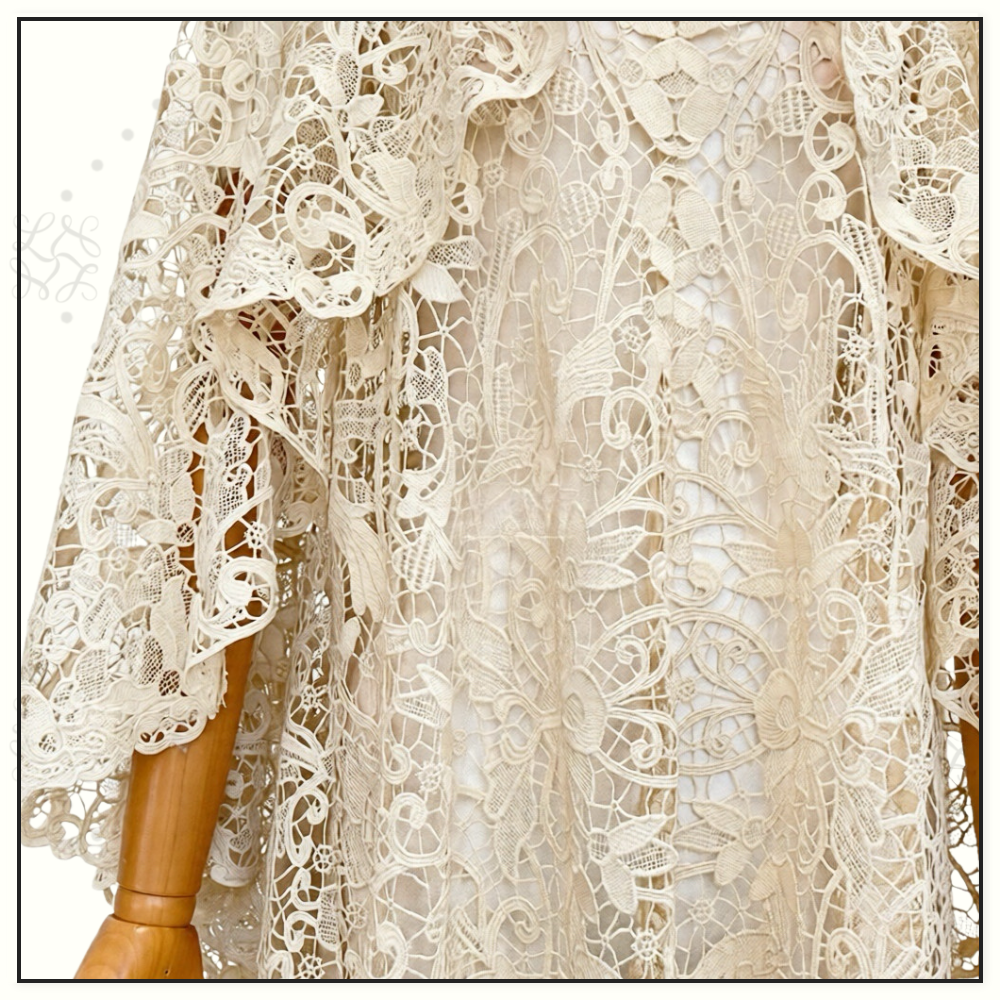 MEMENTO BIRD LACE MINI DRESS