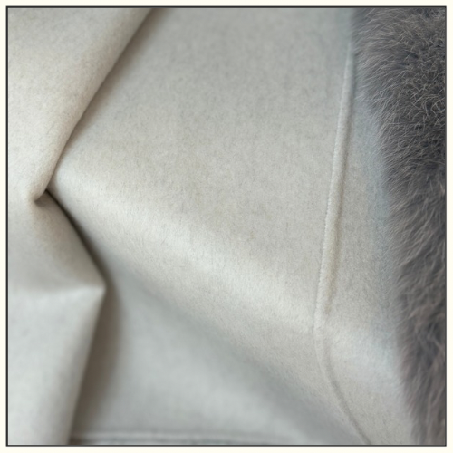 CASHMERE BLEND VEST WITH FOX FUR COLLAR