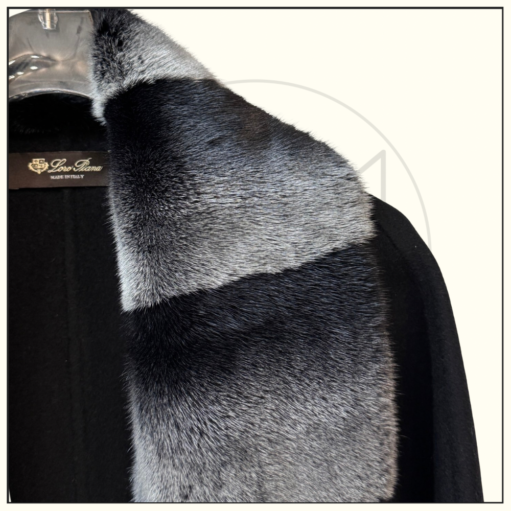 CASHMERE COAT WITH MINK COLLAR
