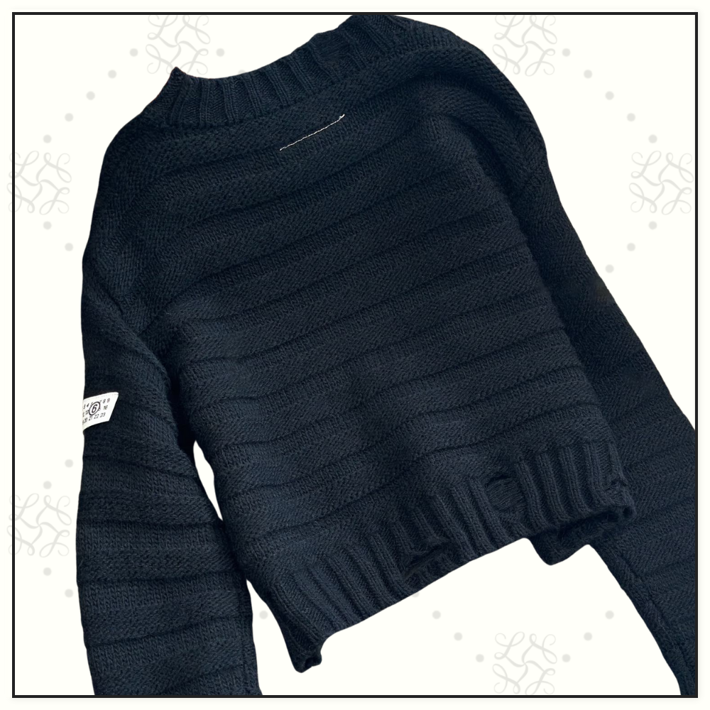 DISTRESSED WOOL SWEATER