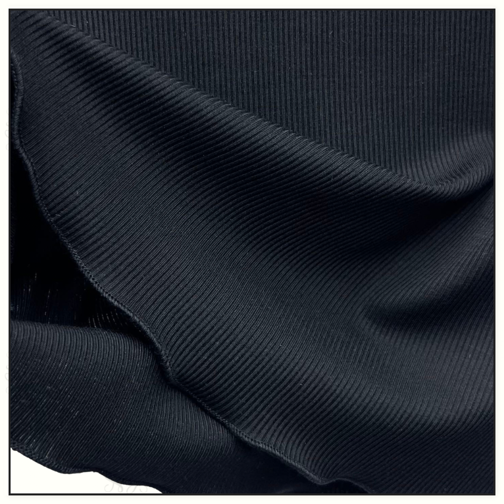 CAMISOLE & PENCIL SKIRT