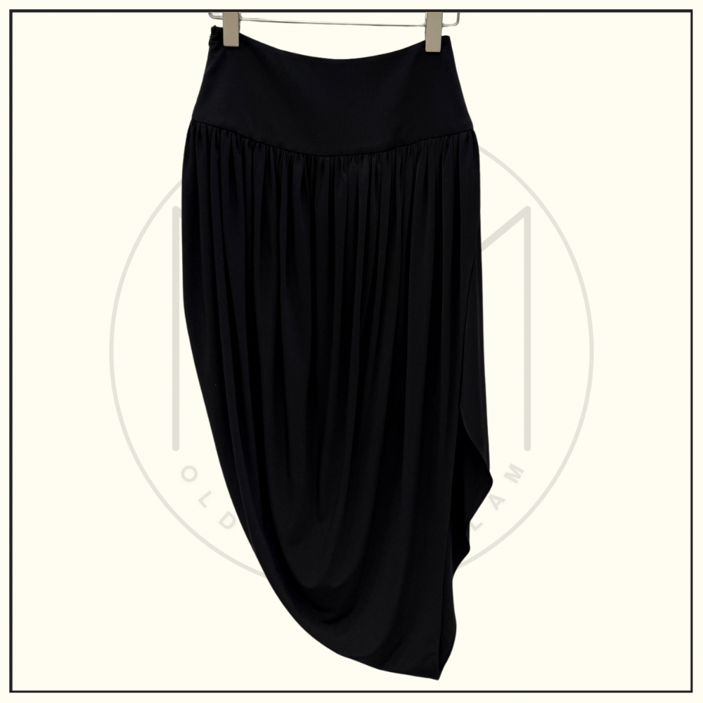 DRAPED JERSEY JACKET & TWISTED FLUID JERSEY SKIRT