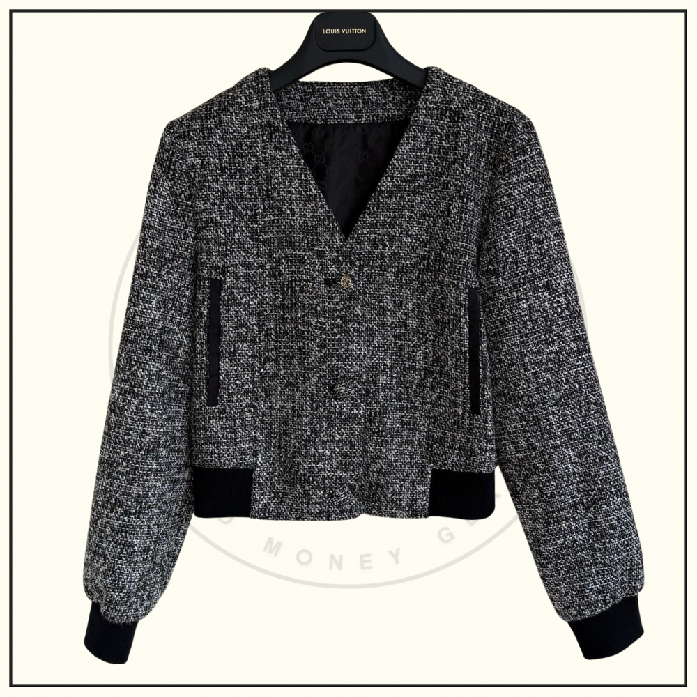 TWEED JACKET & PENCIL SKIRT