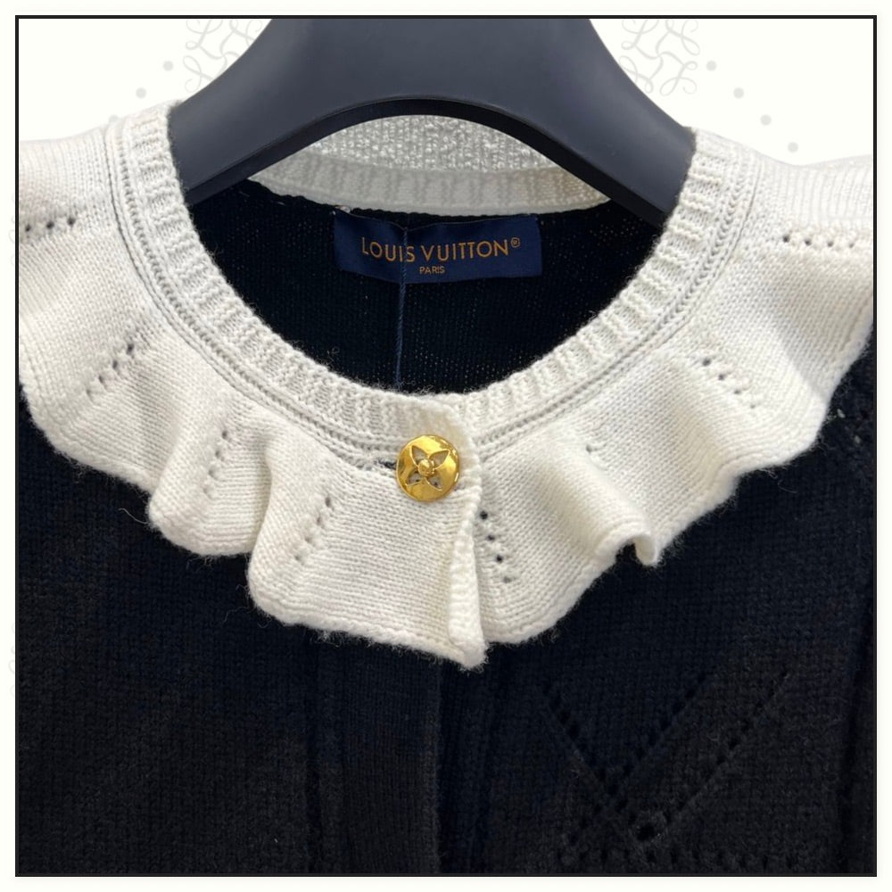 RUFFLE COLLAR CARDIGAN