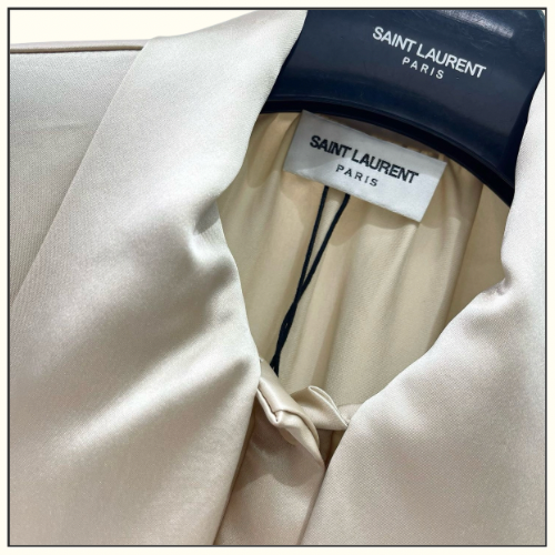BOW TiE SILK BLOUSE