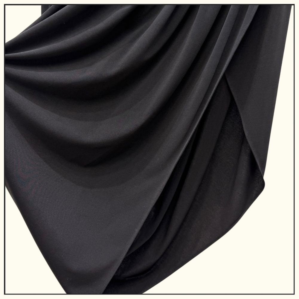 DRAPED JERSEY JACKET & TWISTED FLUID JERSEY SKIRT
