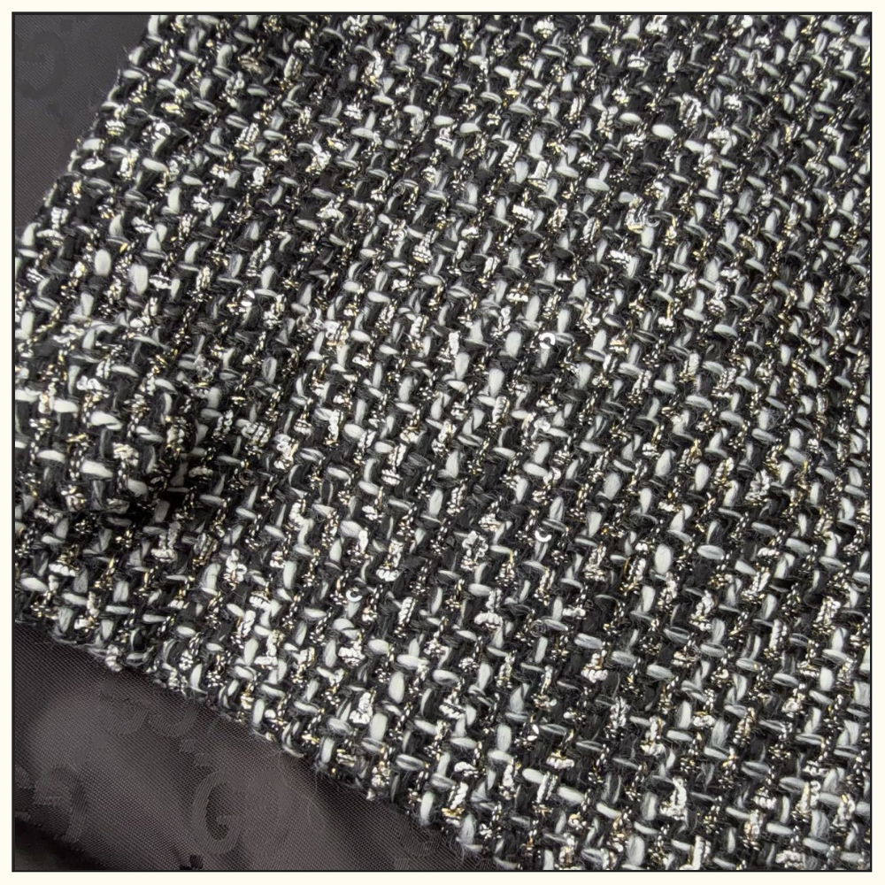 TWEED JACKET & PENCIL SKIRT