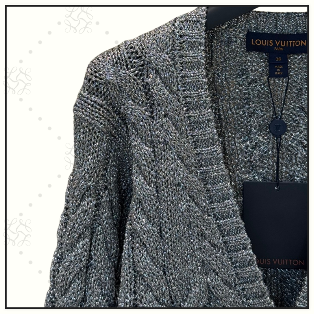 CROPPED CABLE KNIT CARDIGAN