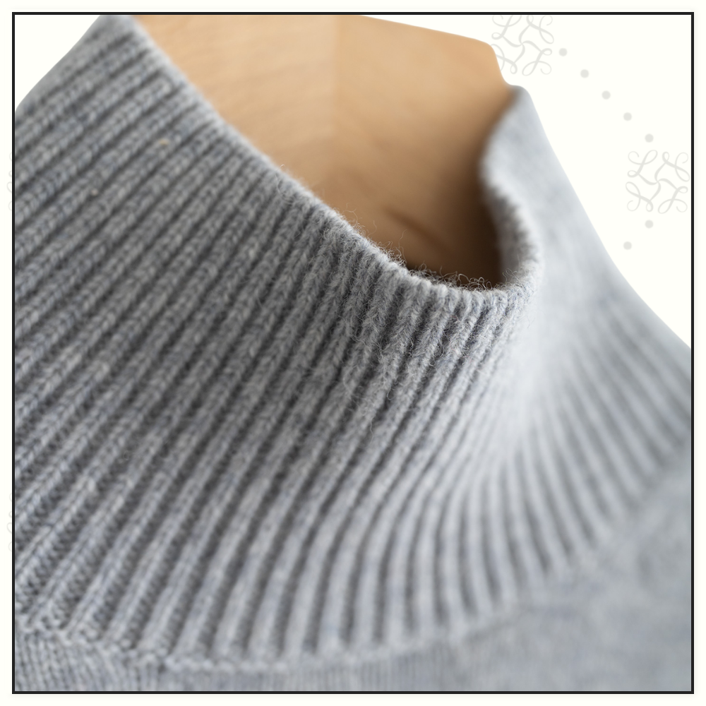WOOL CASHMERE TURTLENECK