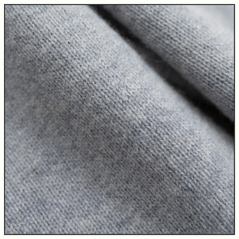 WOOL CASHMERE TURTLENECK