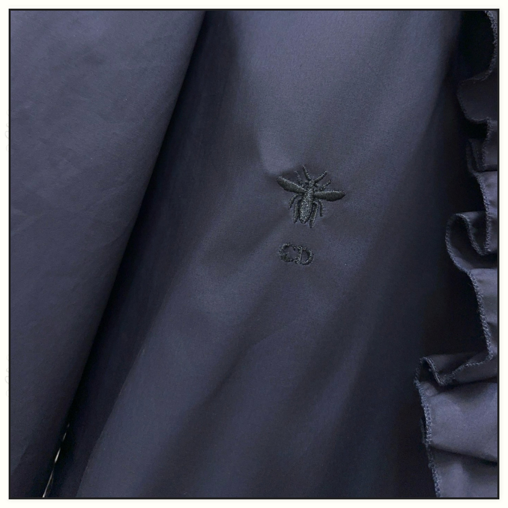 REMOVABLE RUFFLED COLLAR DRESS