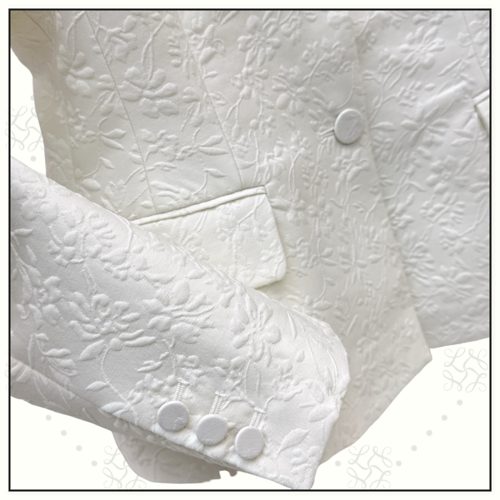 FITTED JACKET & FLARED SKIRT