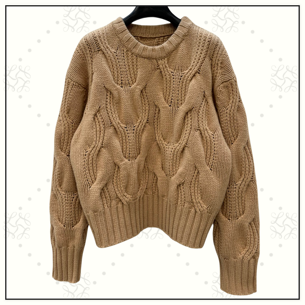 WOOL CABLE KNIT SWEATER