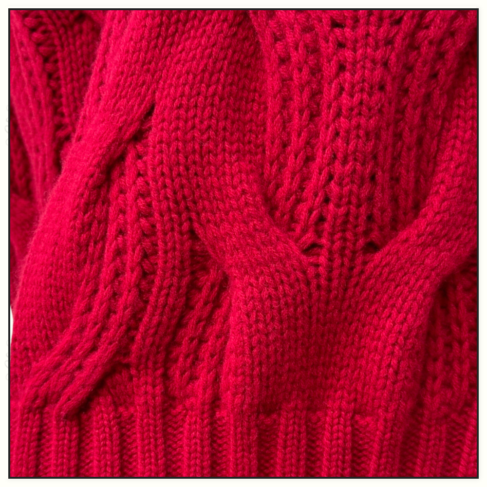 WOOL CABLE KNIT SWEATER