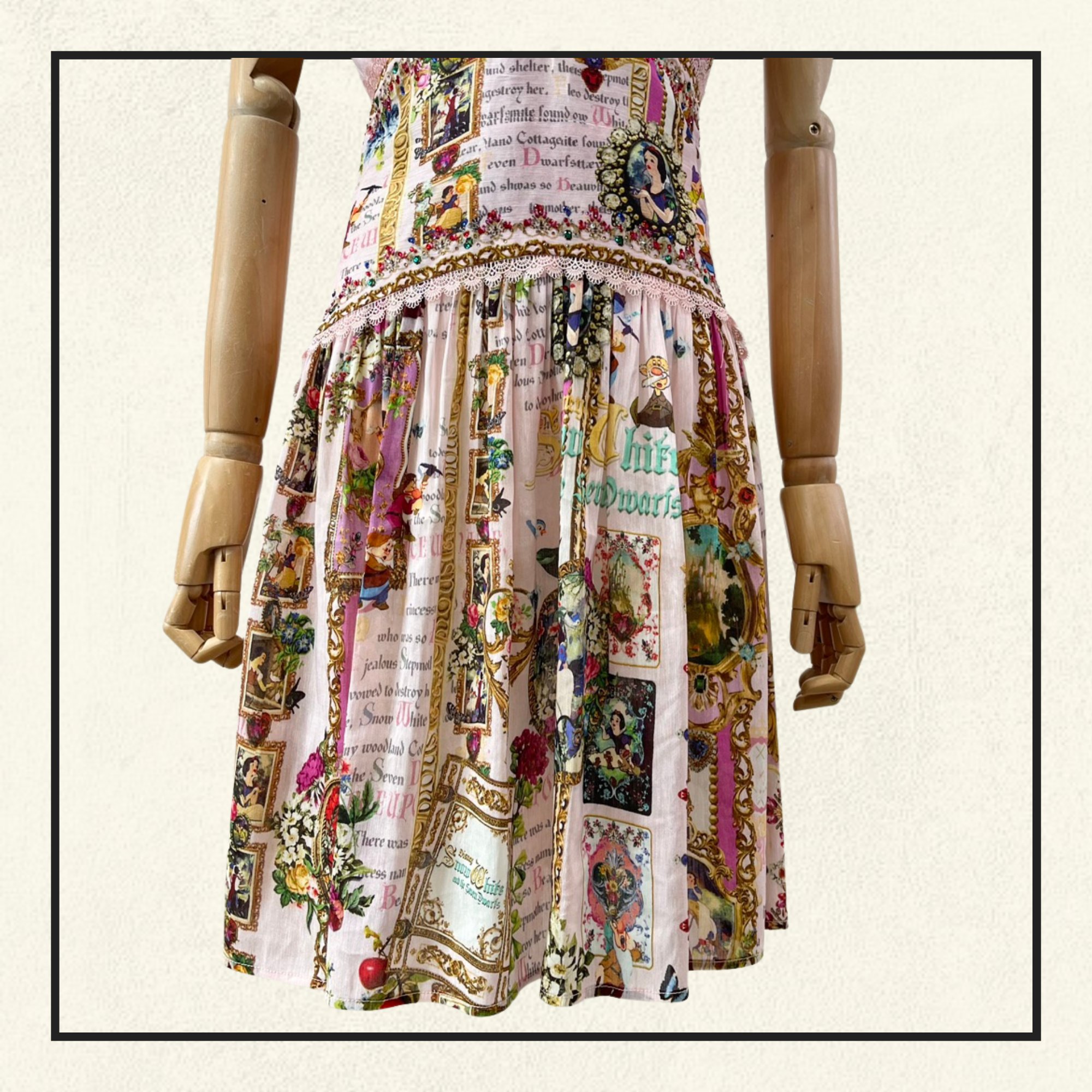 TIE SHOULDER SHORT DRESS