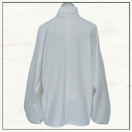 HYPNOTIC PUSSYBOW TOP