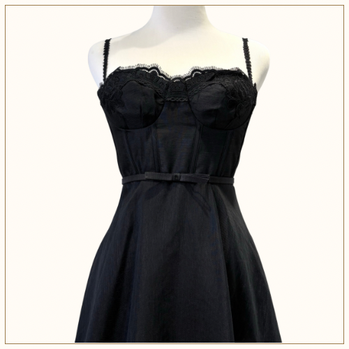HYPNOTIC LACE TRIM DRESS