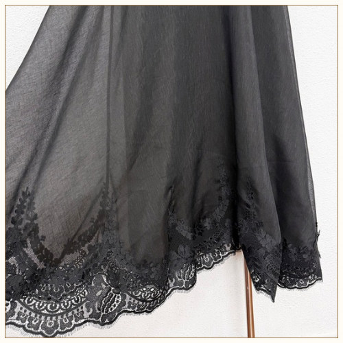 HYPNOTIC LACE TRIM DRESS