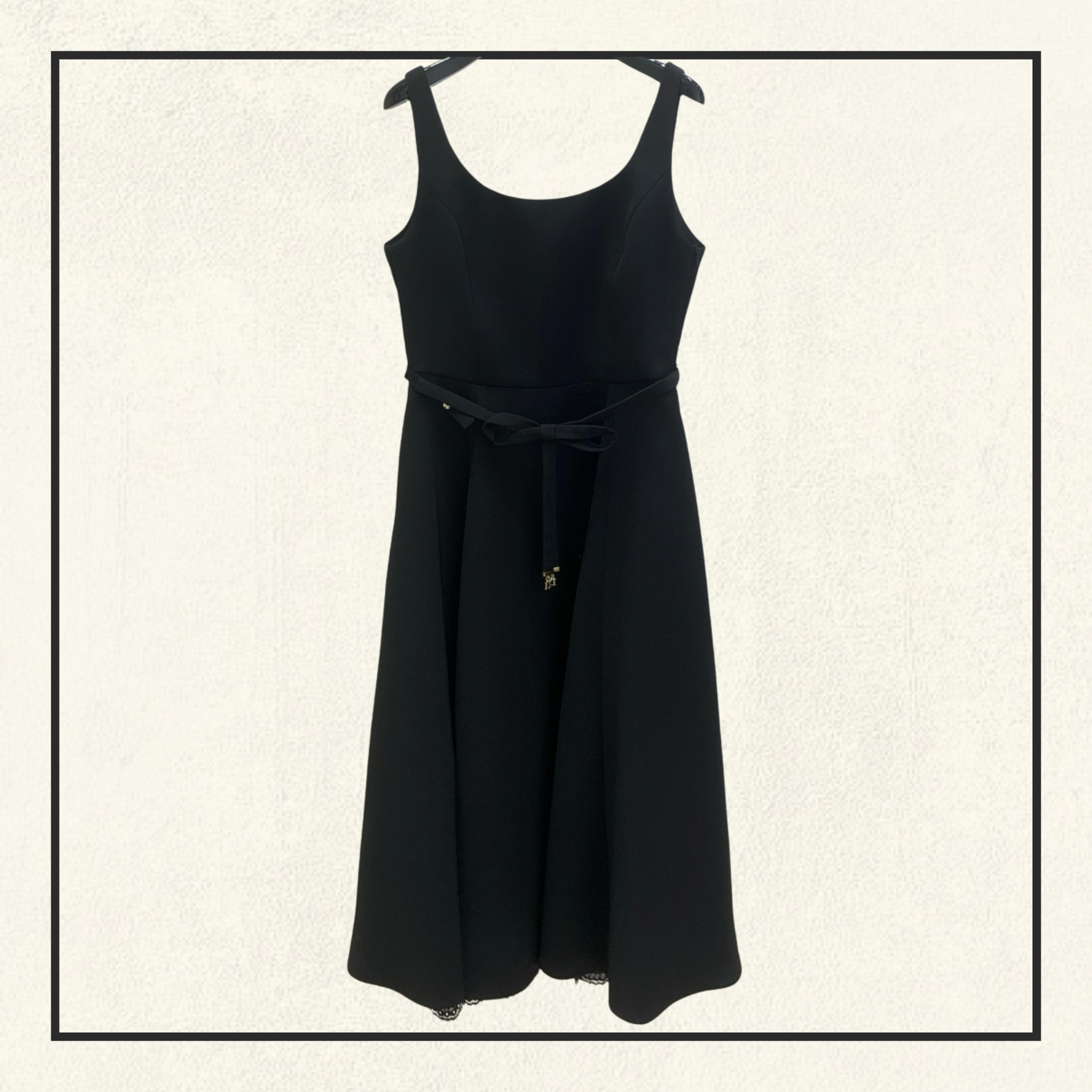MID LENGTH BELTED DRESS