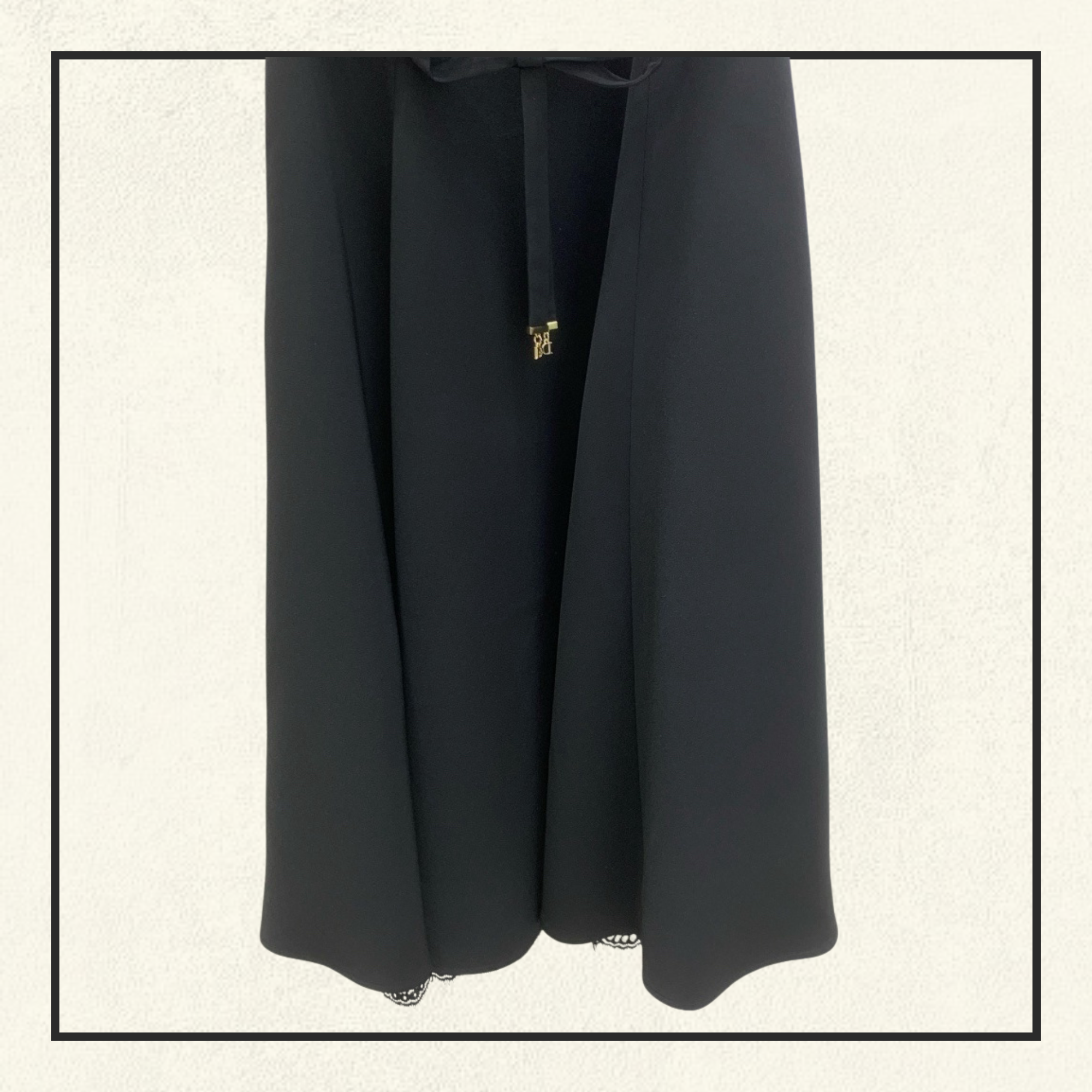 MID LENGTH BELTED DRESS