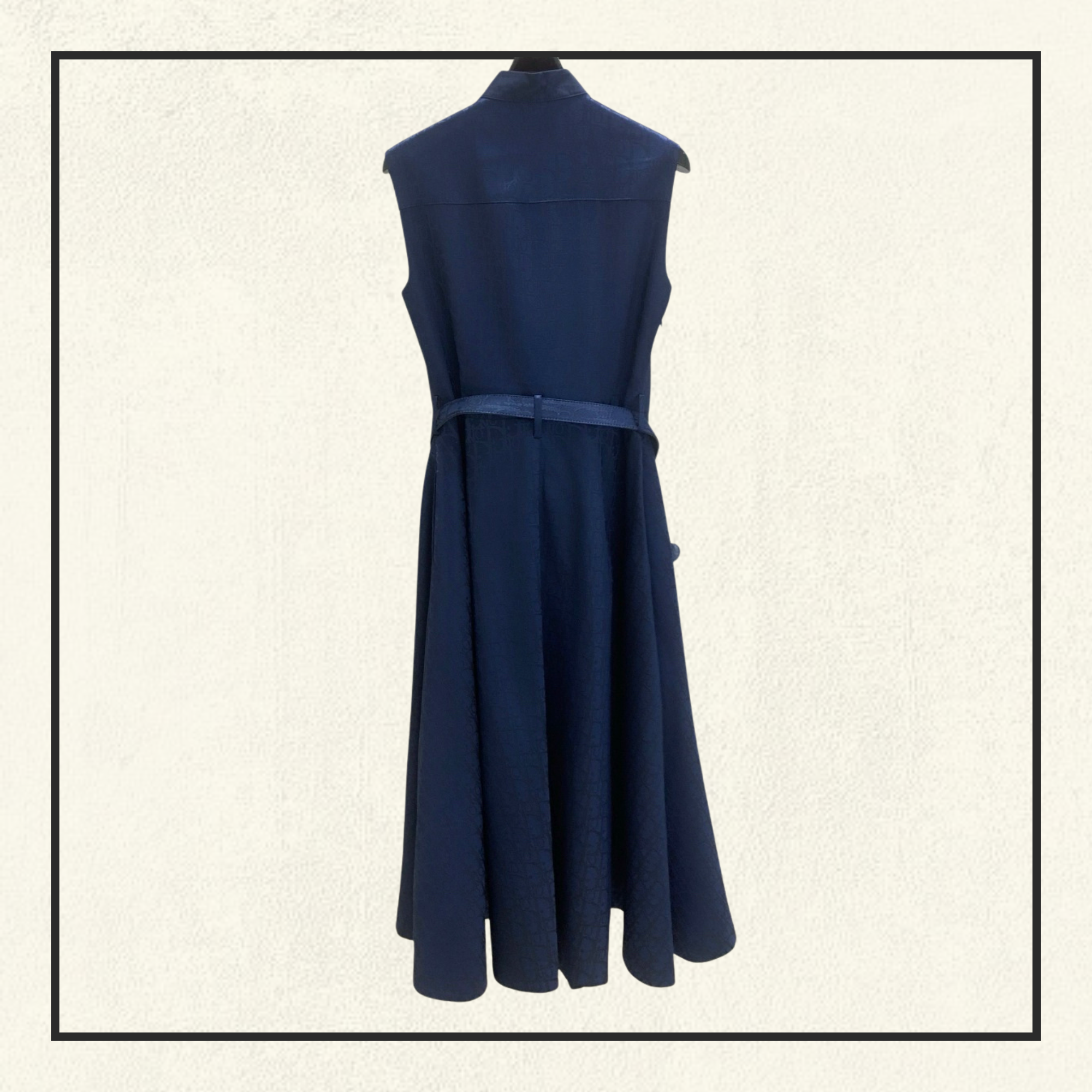 MID LENGTH BELTED SHIRTDRESS