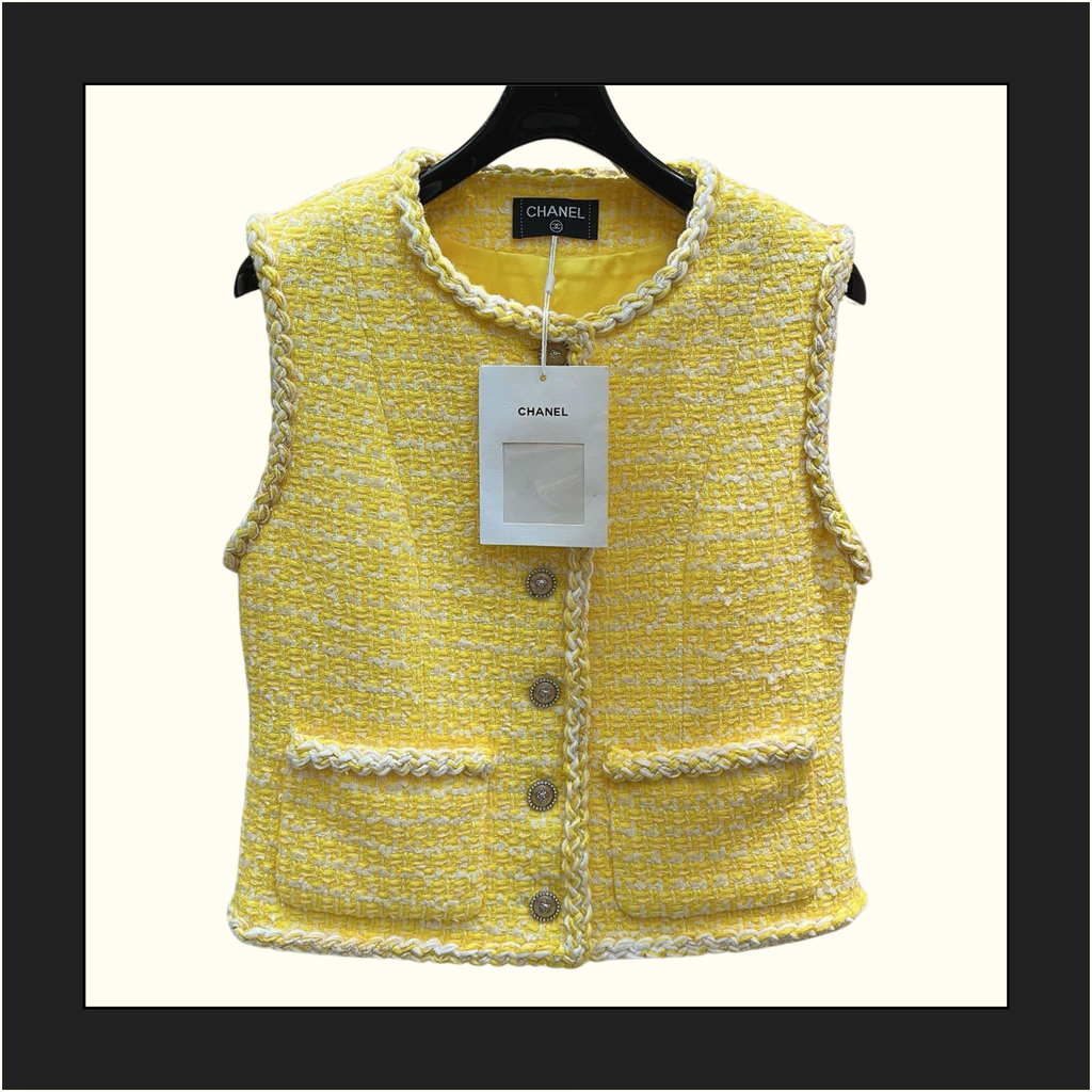 TWEED VEST