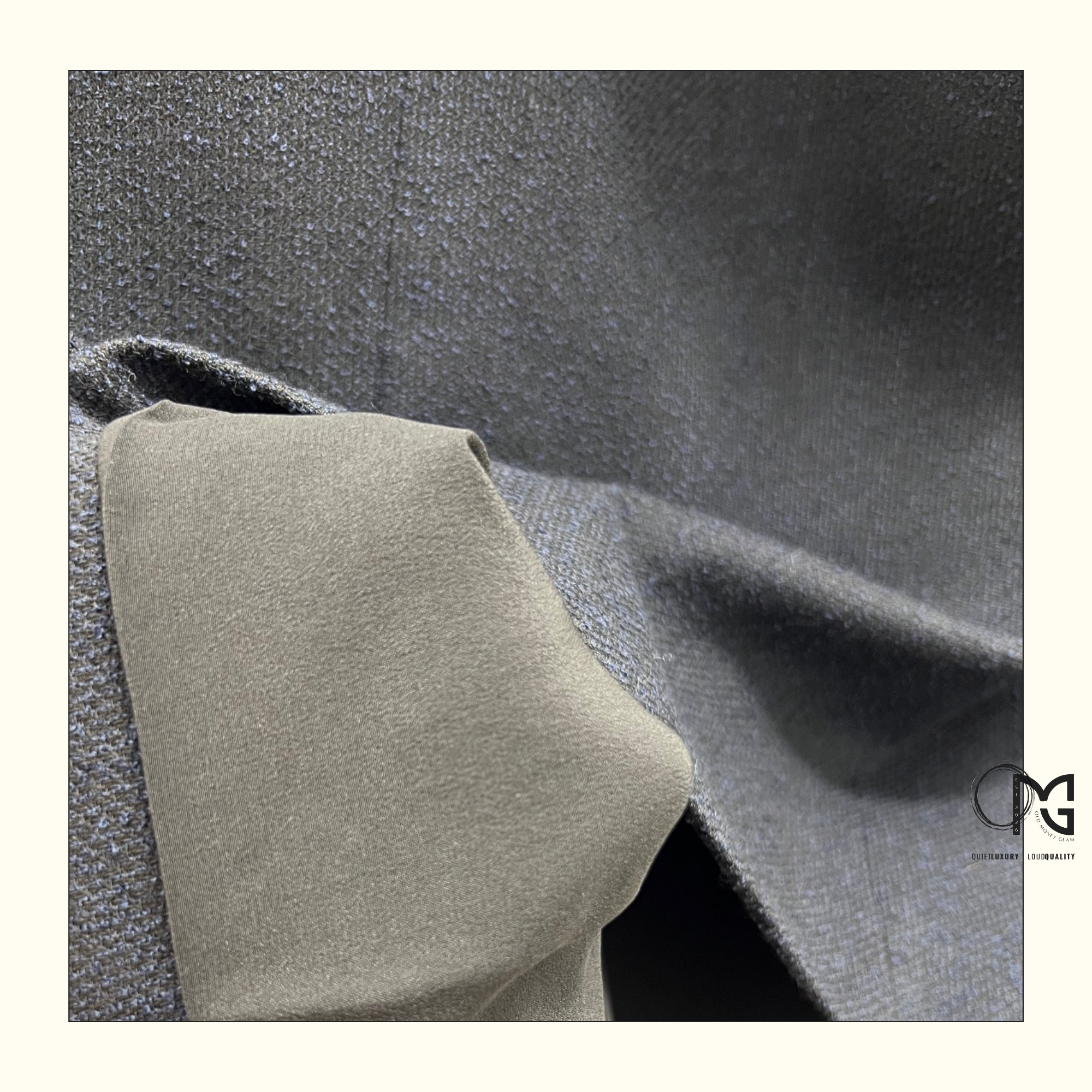 VIRGIN WOOL CROPPED JACKET & PENCIL SKIRT