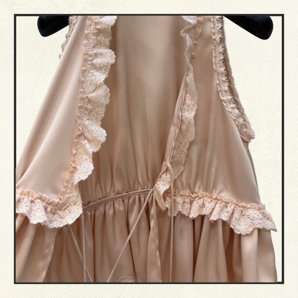TIE FRONT SLEEVELESS SILK SATIN TOP