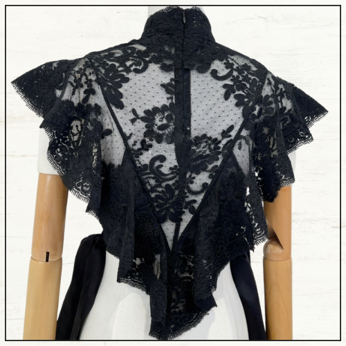 HYPNOTIC LACE BODICE
