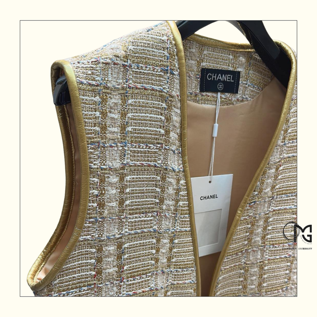 TWEED VEST