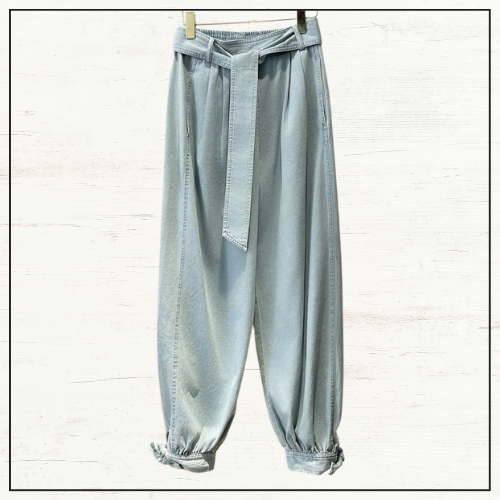 DENIM LANTERN BLOUSE & CROPPED PANTS
