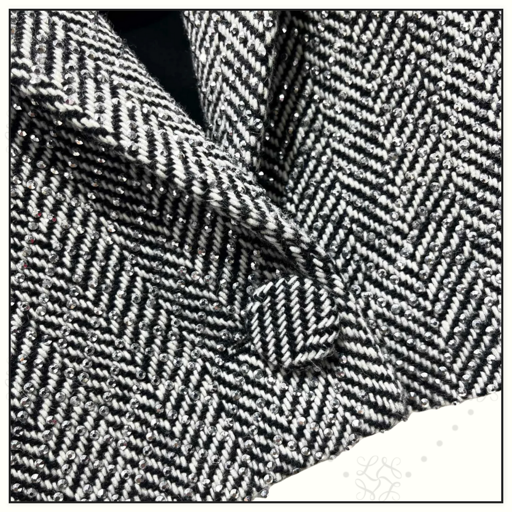 HERRINGBONE SHORT BLAZER & MINI SKIRT