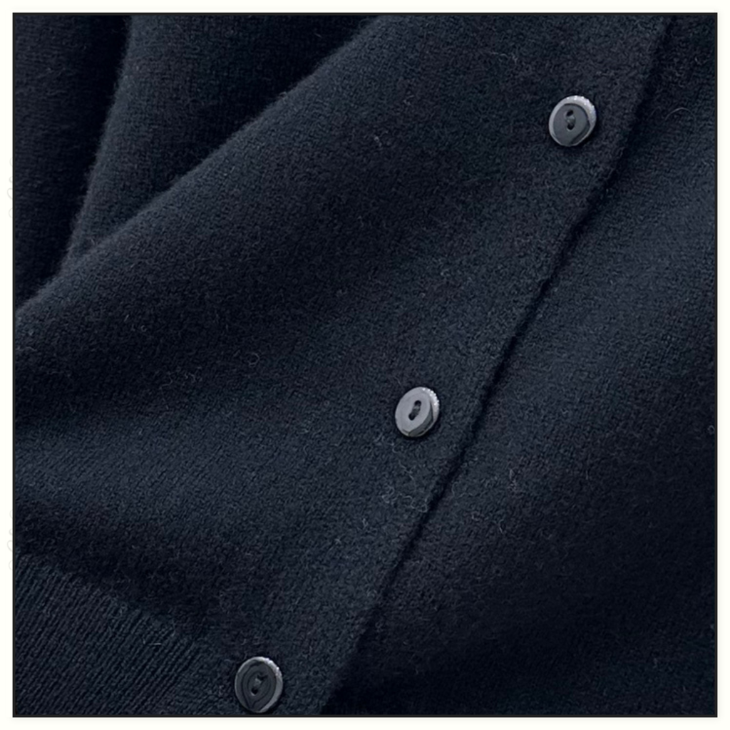 DOLL COLLAR KNIT SWEATER