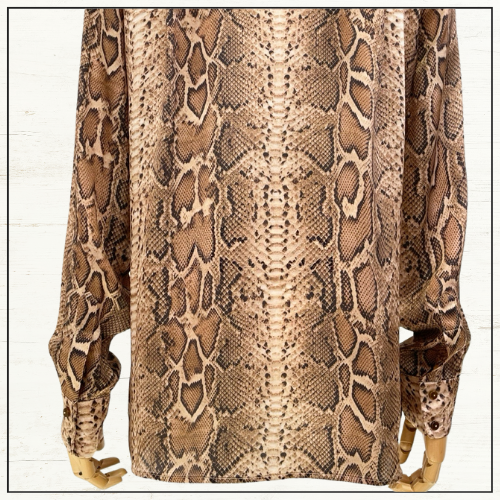 HYPNOTIC SHIRT & UTILITY MINI SKIRT