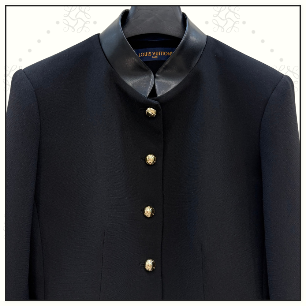 LEATHER ACCENT BLAZER