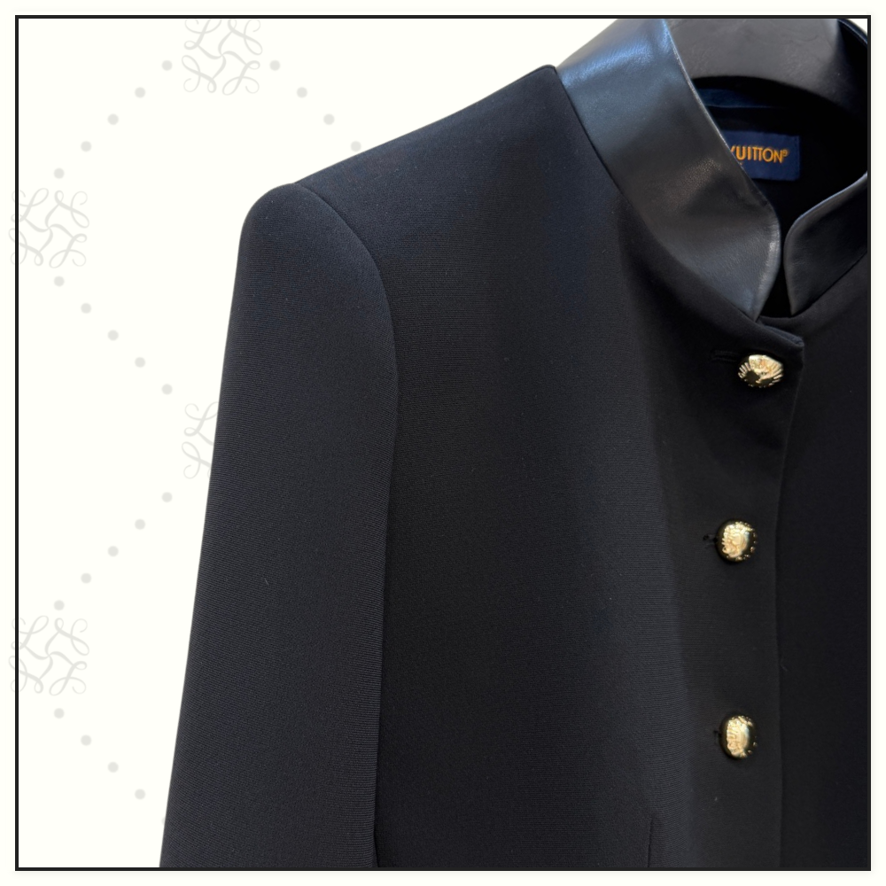 LEATHER ACCENT BLAZER