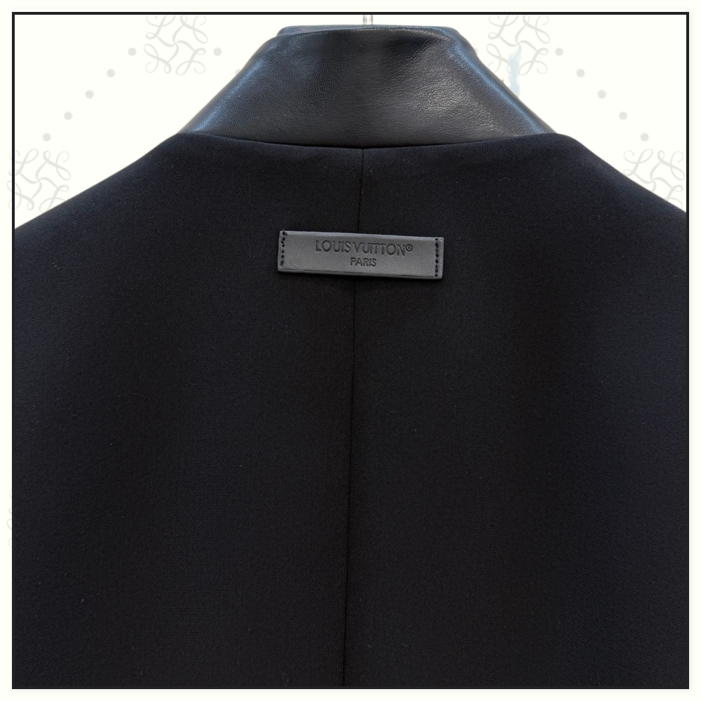 LEATHER ACCENT BLAZER