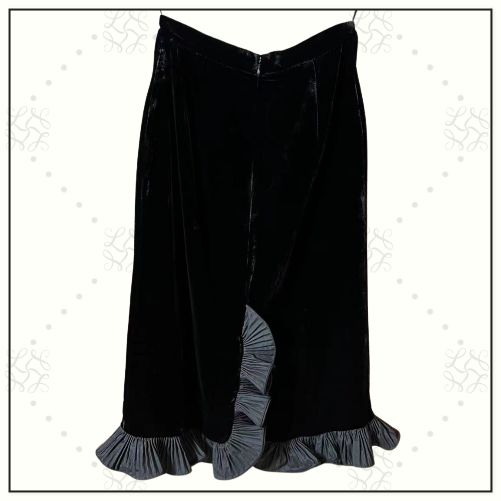 CROPPED JACKET IN SABLE VELVET & RUFFLE SKIRT