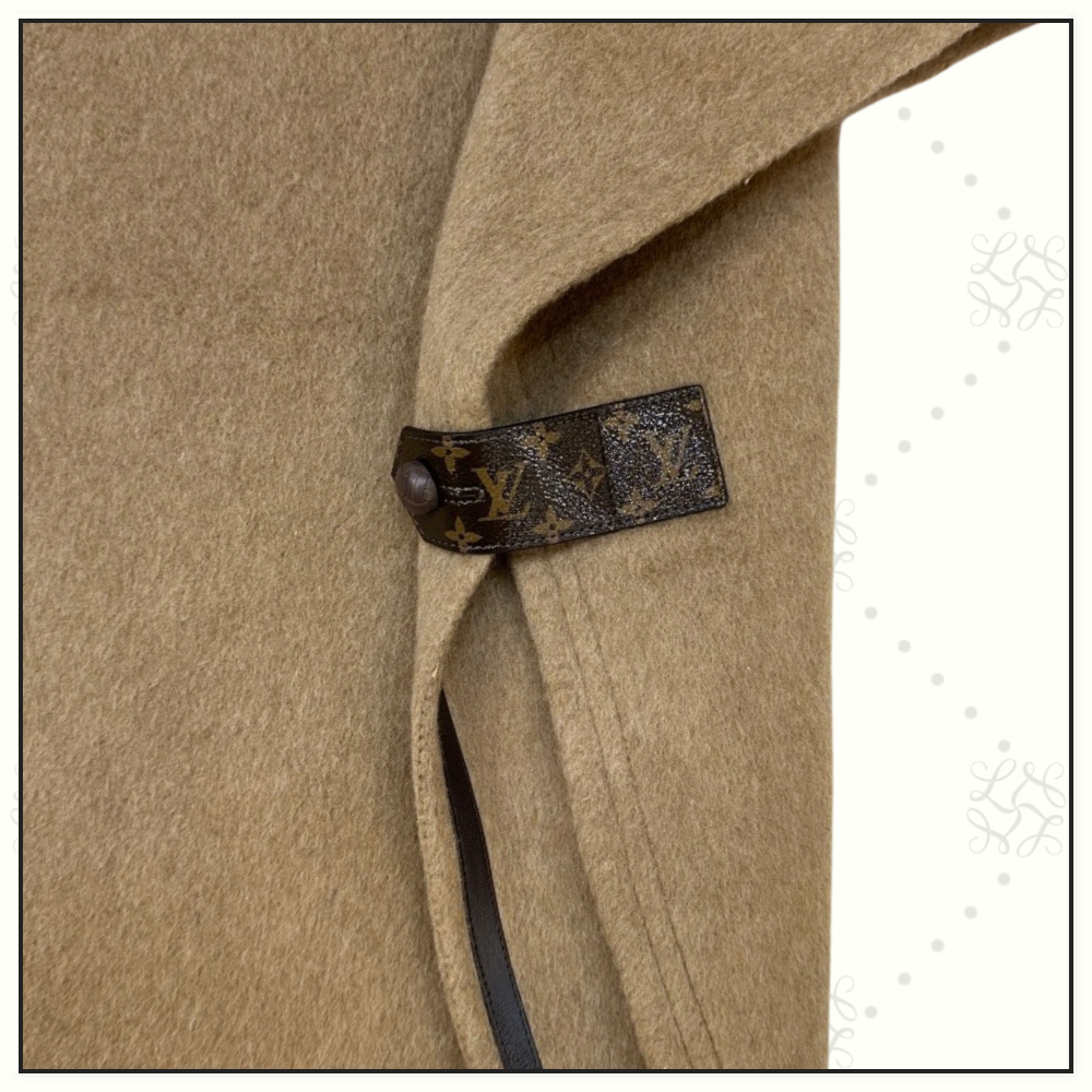 CASHMERE BUTTON UP CAPE COAT