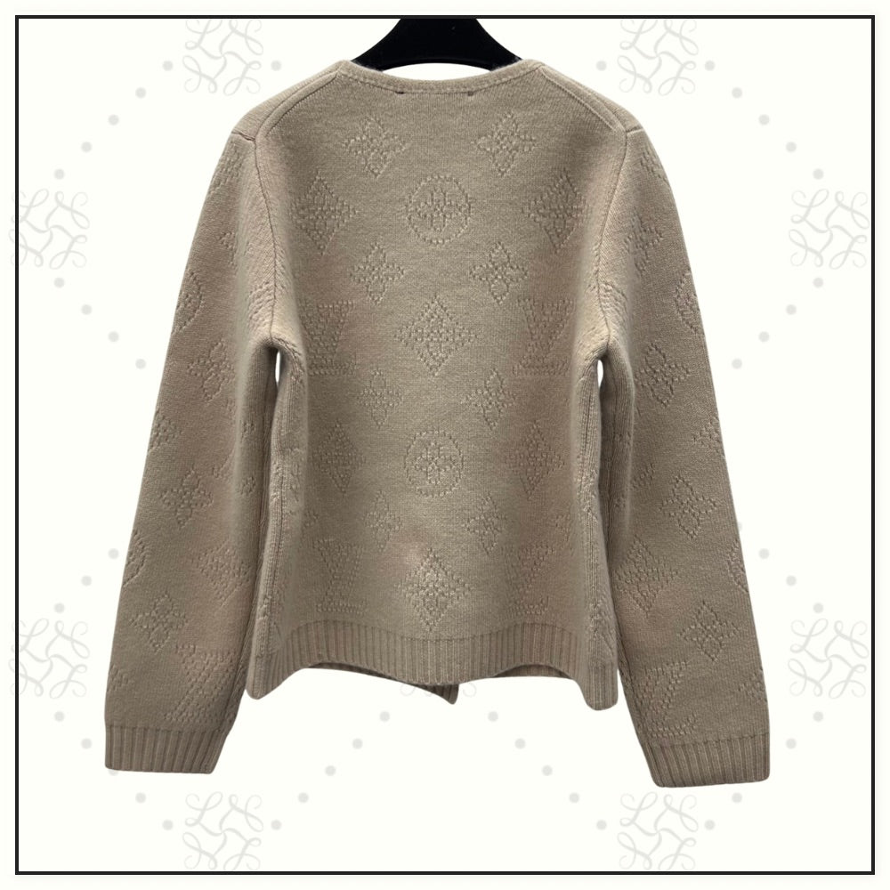 WOOL CASHMERE MAHINA CARDIGAN & PLEATED SKIRT